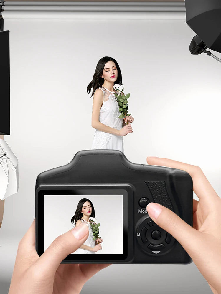 16MP Camcorder with 2.4 Inch LCD Screen Video Camera 16X Digital Zoom Video Recorder for Photography and Video